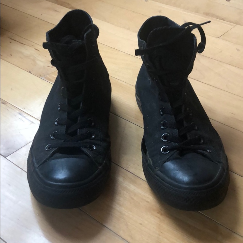 Men’s converse